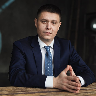 Роман Салихов